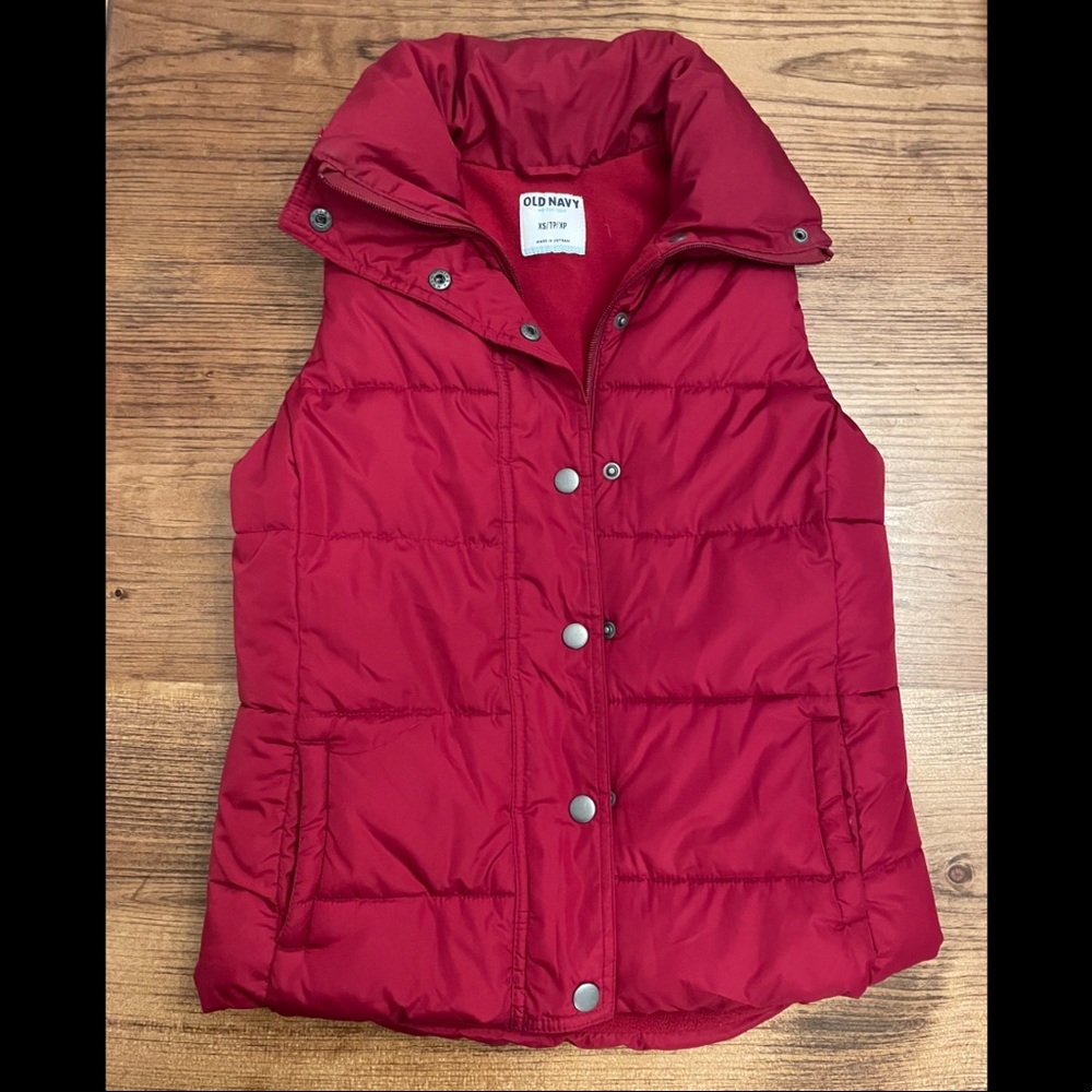 Old Navy Puffer Vest